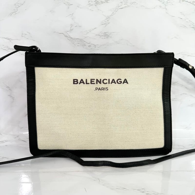 g00407 バレンシアガ BALENCIAGA ショルダーバッグ キャンバス g00407 バレンシアガ BALENCIAGA ショルダーバッグ キャンバス