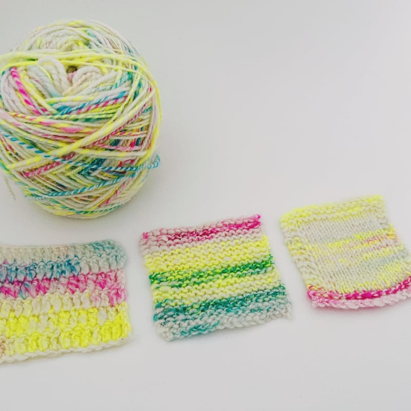 手紡ぎ糸】どんぐり飴 -Jawbreaker- | 【手紡ぎ糸と編み物パターンのお