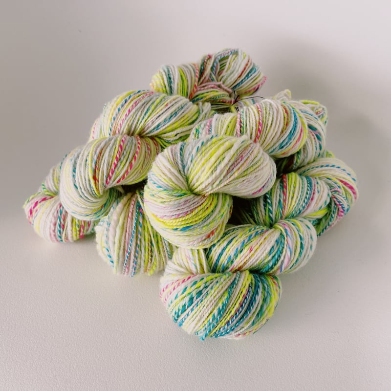CATEGORY 手紡ぎ糸/Handspun yarn | 【手紡ぎ糸と編み物パターンのお店 