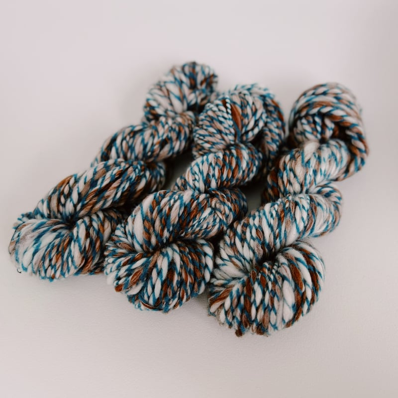 CATEGORY 手紡ぎ糸/Handspun yarn | 【手紡ぎ糸と編み物パターンのお店