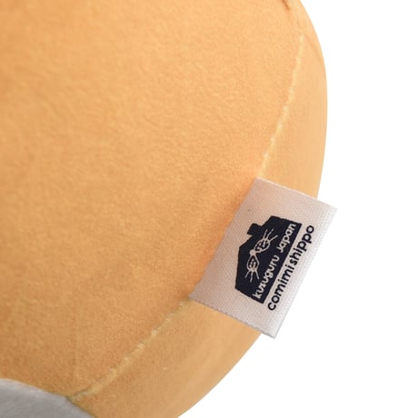 10002　おもっちクッション　丸型クッション　ネコザワさん