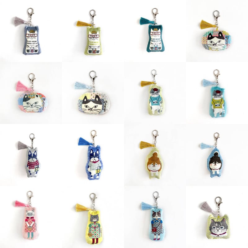 25-8912 パフモチマスコットキーホルダー | KUSUGURU STORE