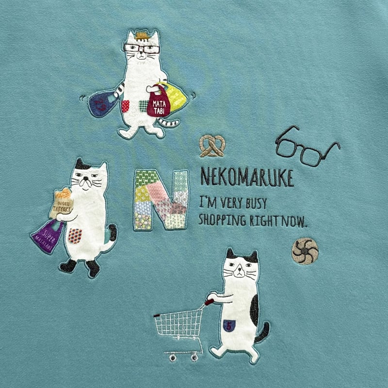 けけの猫　 ひげがながすぎるねこ』 – EHONS