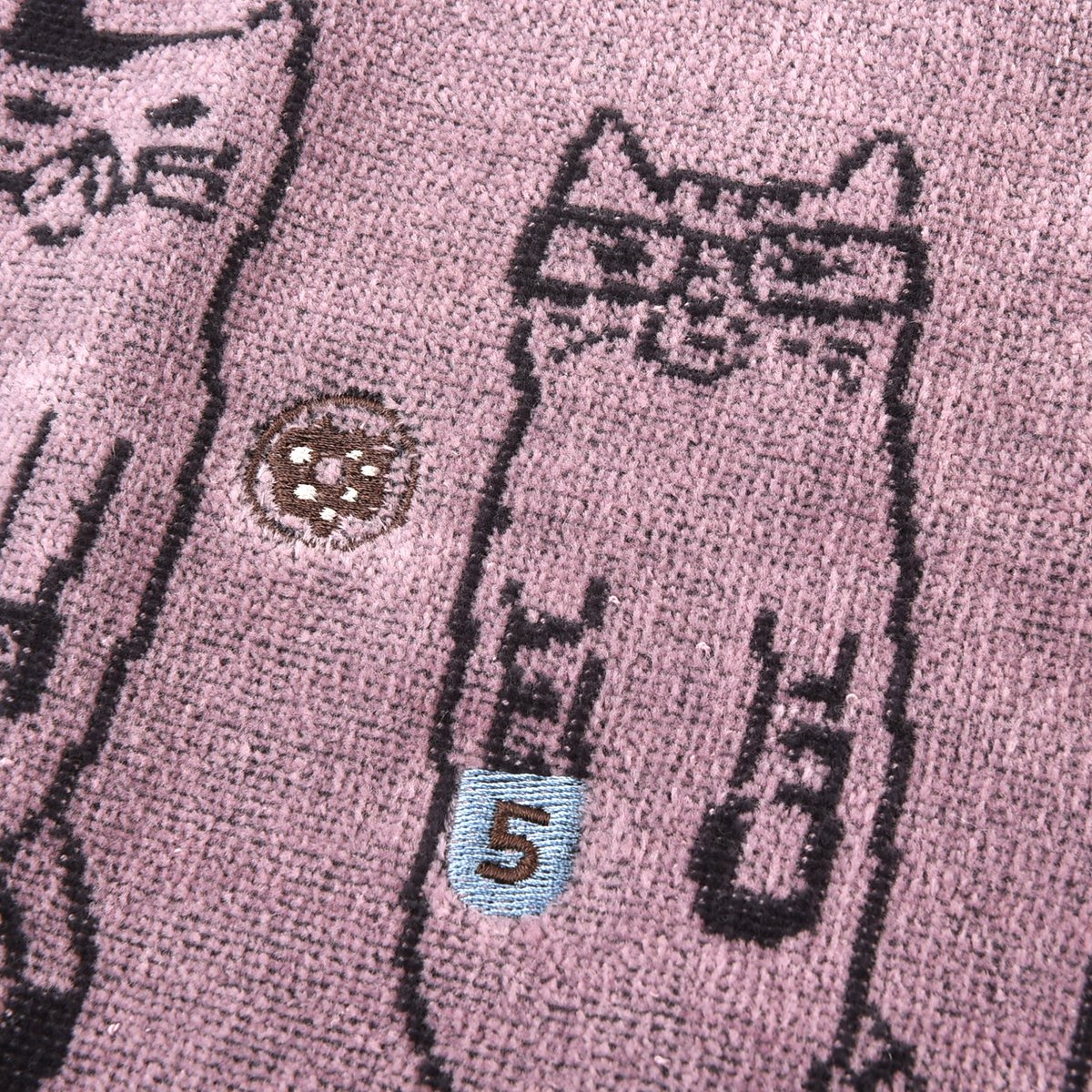 25-8124 ふわふわタオルマフラー ネコまるけ柄 | KUSUGURU STORE