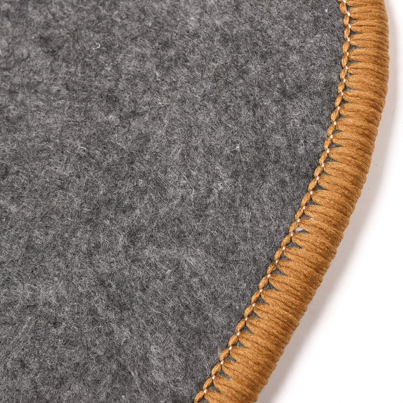 25-8067 クスグルアクセントマット マチルダさんチェアマット