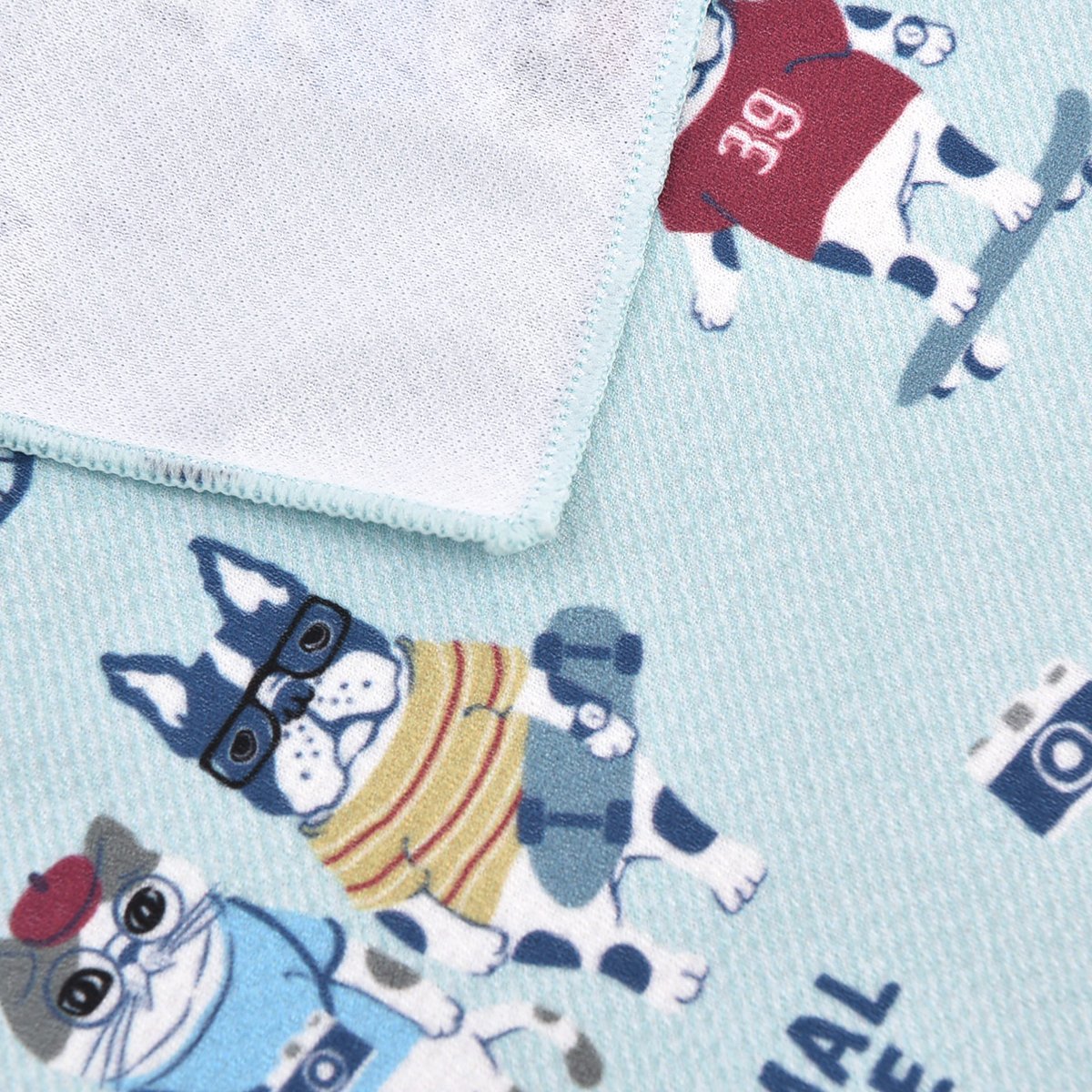 25-8216 クスグルひやっと冷感タオル アニマルモード柄