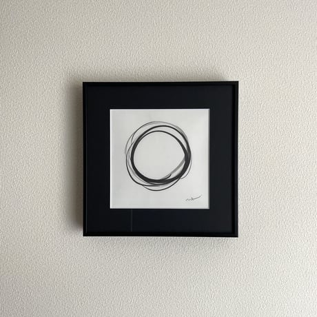Circle　lie on top