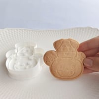 「ほっこりさん、カボチャからひょっこり！クッキー型」〜手作りクッキーで、ハロウィンのいたずらをお届け！〜