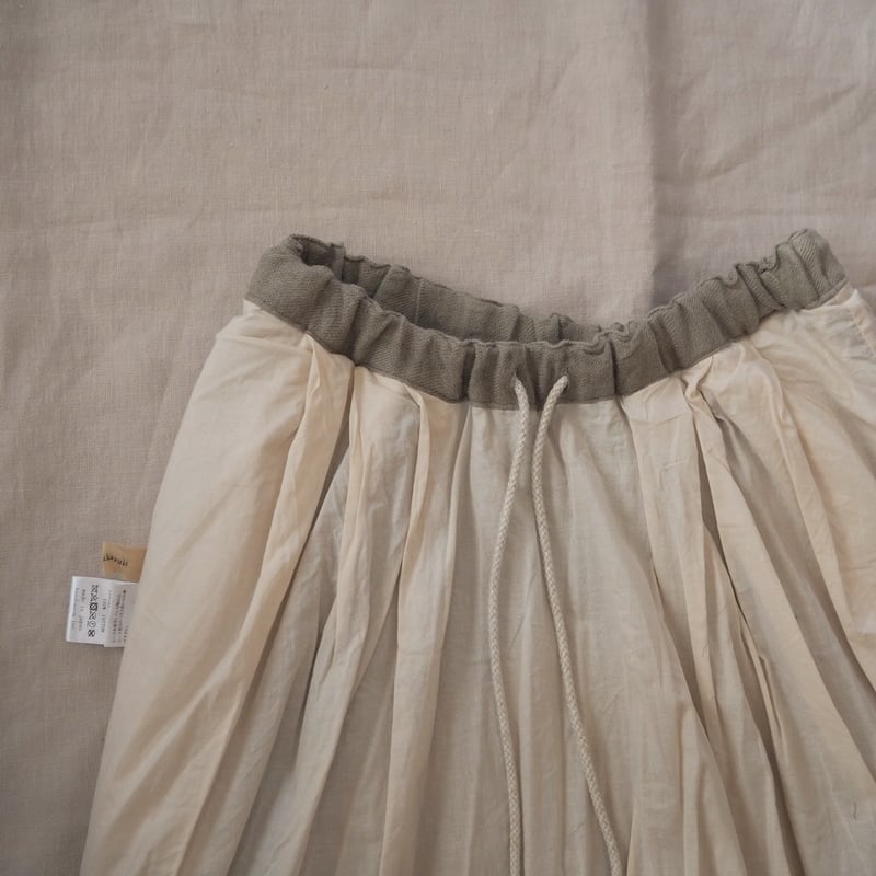 ulika sanctus ウルリカサンサス pintuck skirt