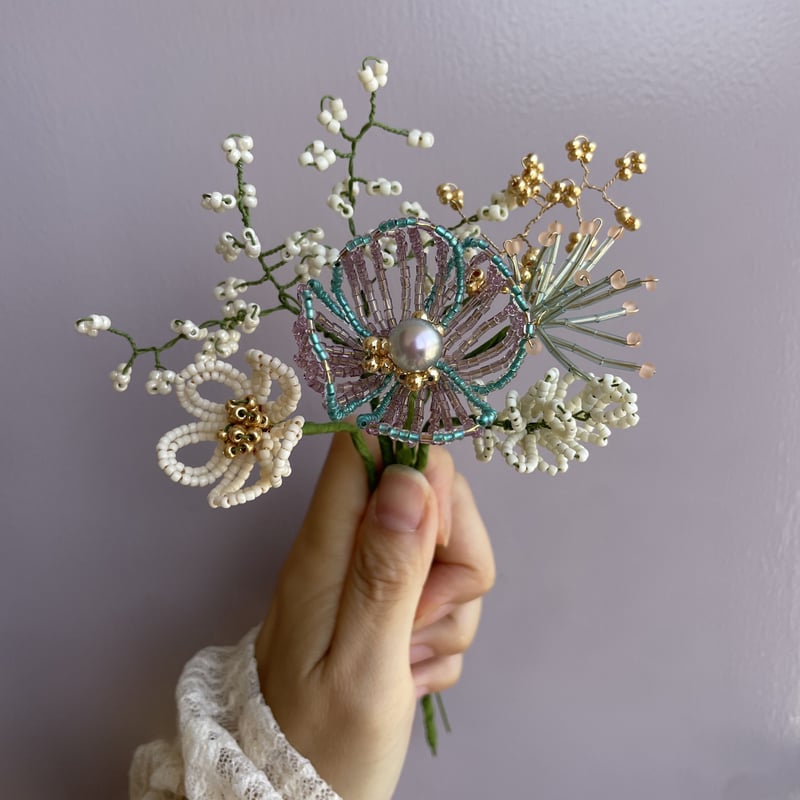 ビーズフラワー　ブーケ　一輪挿し まみ様 リクエスト 4点 まとめ商品 ビーズフラワー ブーケ 一輪挿し