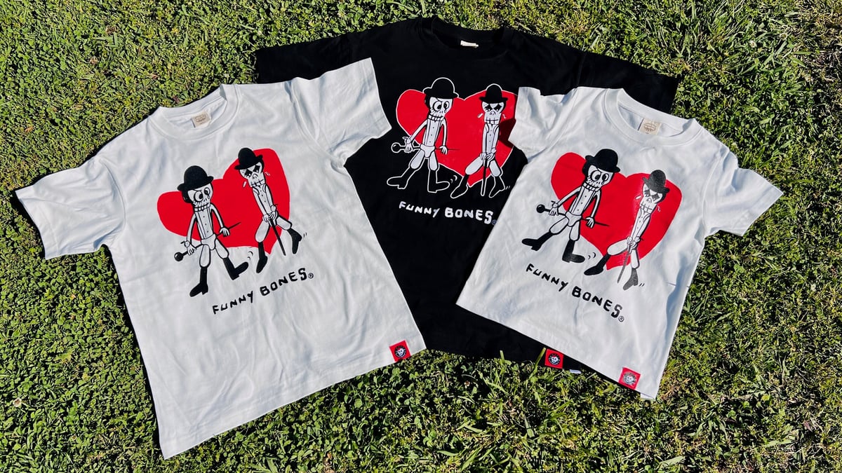 おまとめ　Tシャツ　ピンバッチ おまとめ Tシャツ ピンバッチ