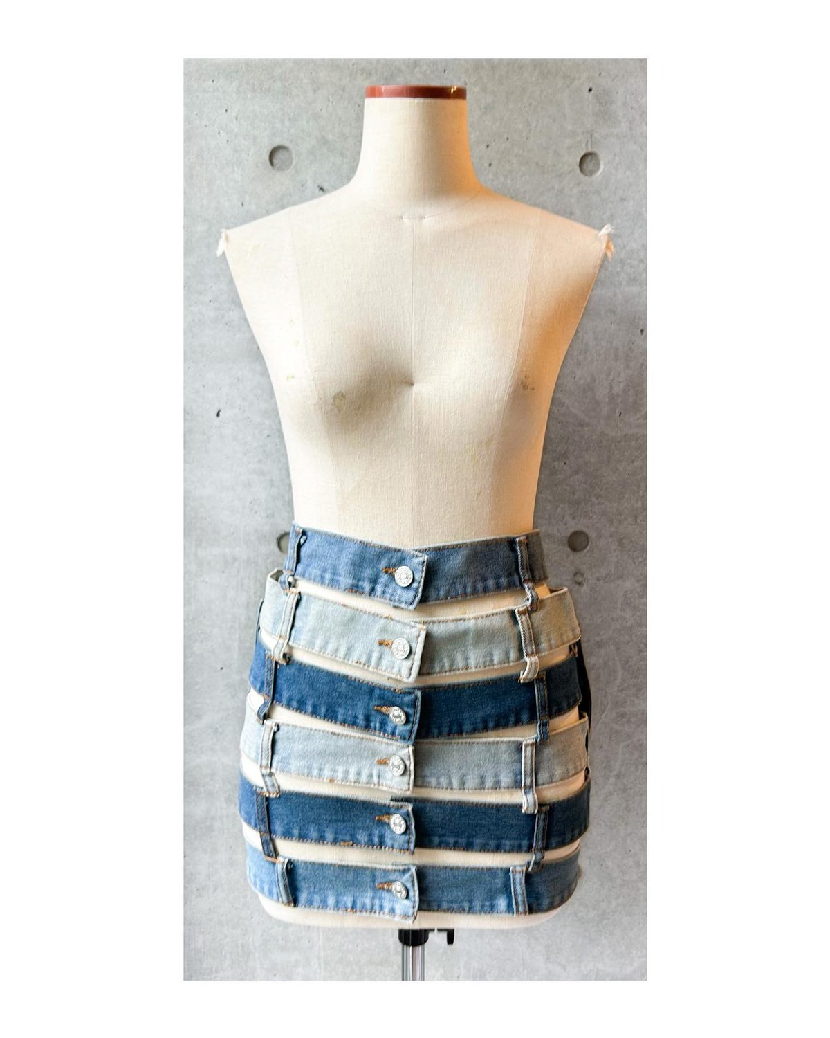 ツギハギデニムスカート | RENTAL COSTUME MOGU ツギハギデニムスカート | RENTAL COSTUME MOGU