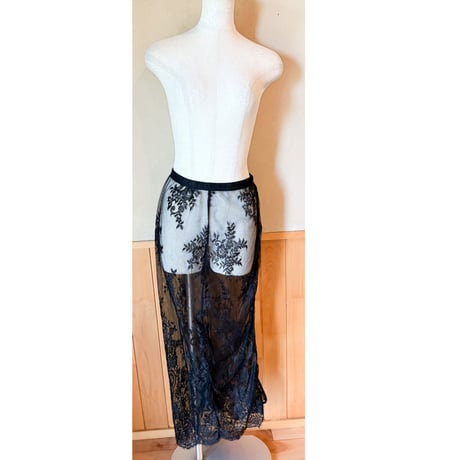 レーススカート