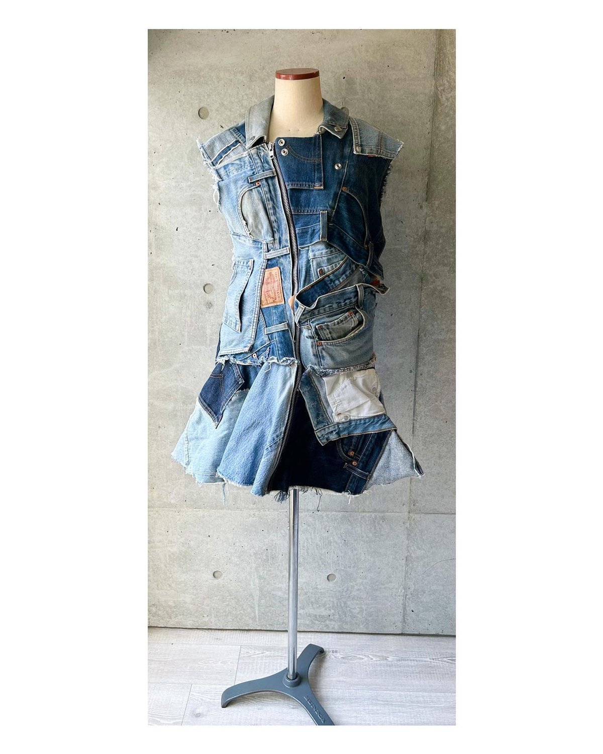 IZ REMAKE デニムリメイクワンピース ___.iz_remake2020__ | 🍀SOLD OUT🍀 おはよう〜 NO.49K 着て