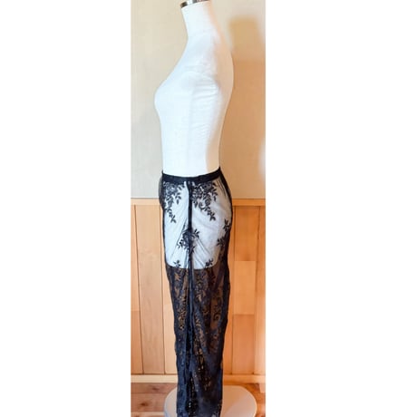 レーススカート