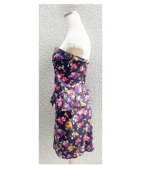 花柄ベアトップドレス