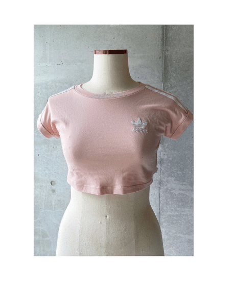 ショート丈Tシャツ