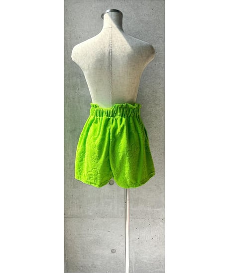 花柄ショートパンツ