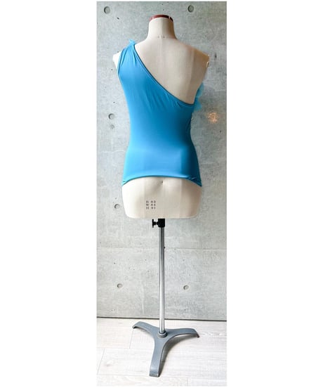ワンショルダーフラワーキャミソール