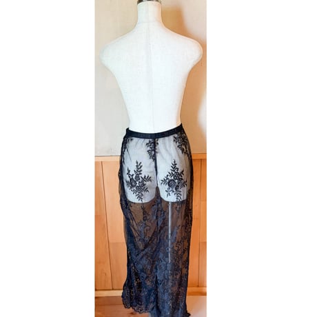 レーススカート