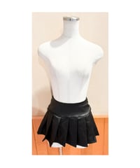 フェイクレザープリーツスカート