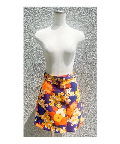 花柄スカート