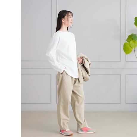 ボートネック　ロングＴシャツ