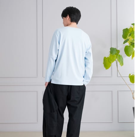 ボートネック　ロングＴシャツ