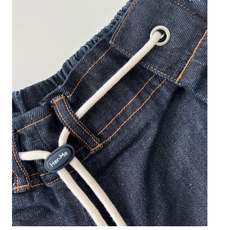 MECRE デニムパンツ　　ブラック　Mサイズ ワンサイズ デニムパンツ | Her-Me Online Store