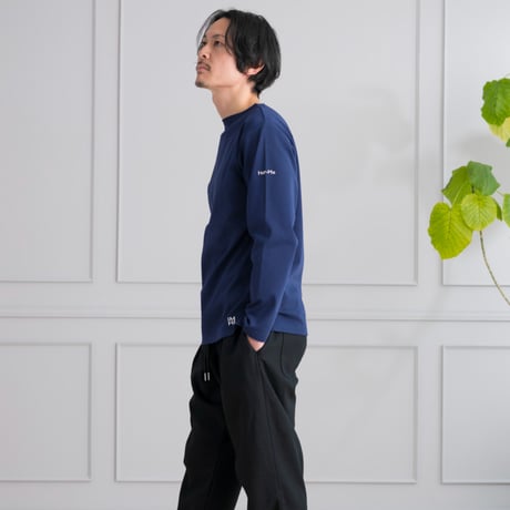 ボートネック　ロングＴシャツ