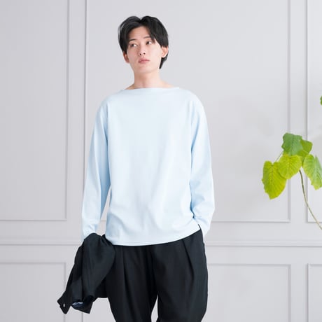 ボートネック　ロングＴシャツ