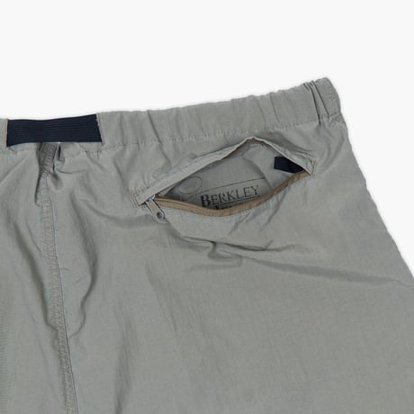 【USED】2000s BERKLEY & JENSEN : Nylon Field Short Pant : L