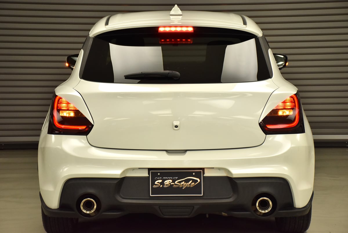 【塗装後未使用】ZC33S スイフトスポーツ テールランプ ZC33S スイフトスポーツ テールガーニッシュ【未塗装】 | SB-STYLE STORE