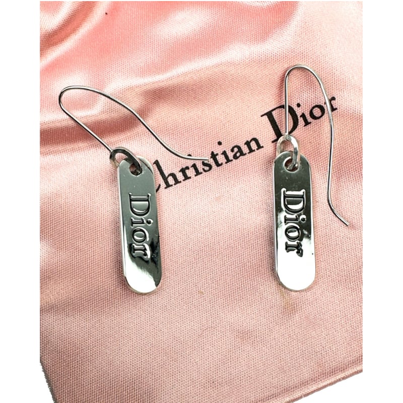 Christian Dior クリスチャンディオール ロゴ プレート ピアス