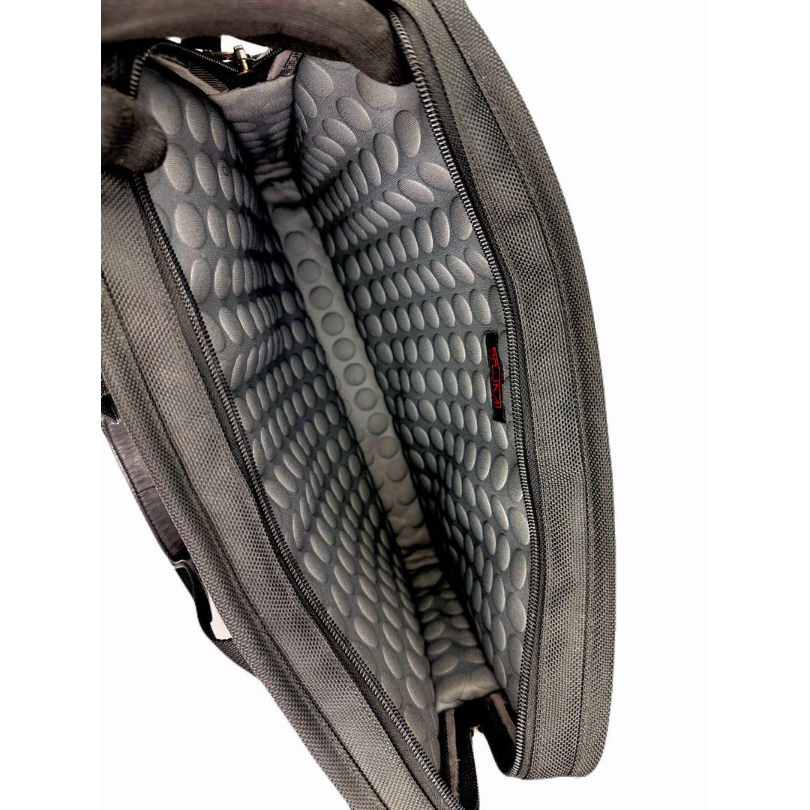 M*e様 TUMI レザー バッグ ブラック TUMI トゥミ ブリーフケース ビジネスバッグ ブラック 黒 A4 ノートPC