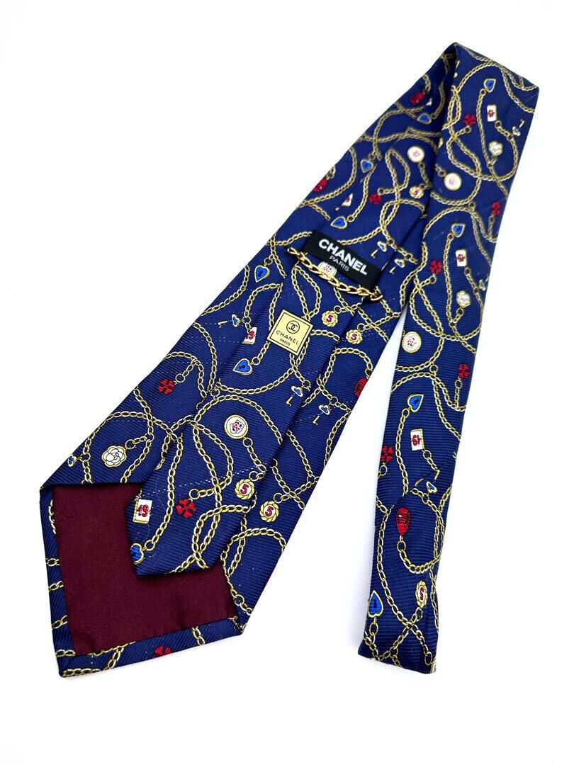 CHANEL シャネル シルク100% カメリア チェーン付き ネクタイ 青系