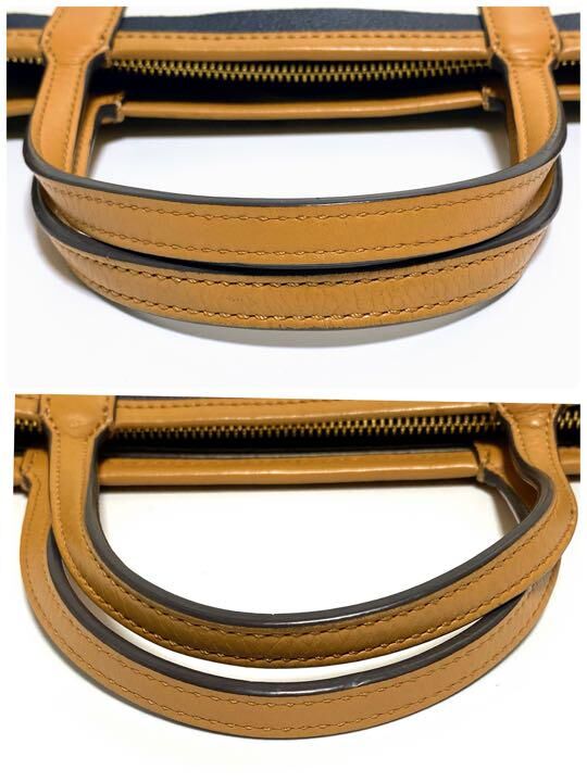 トリーバーチ ボーダー PVC 3way 脱着式ポーチ モノトーン 白紺 dカン