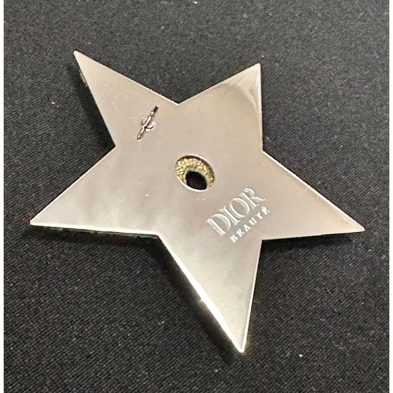 クリスチャンディオール Christian Dior ピンバッチ スター 星 クリスチャンディオール Christian Dior ピンバッチ スター 星