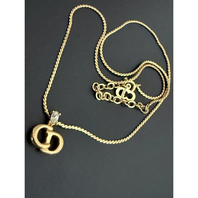 極美品　ディオール　ネックレス　CDロゴ　ゴールド　金　シンプル 極 美品 クリスチャンディオール CD ロゴ ネックレス ゴールド