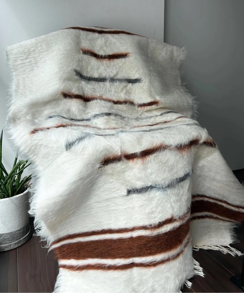 貴重ヴィンテージ未使用！バッターニエ　トルコ手織りモヘヤラグ 貴重ヴィンテージ未使用！バッターニエ トルコ手織りモヘヤラグ 未使用