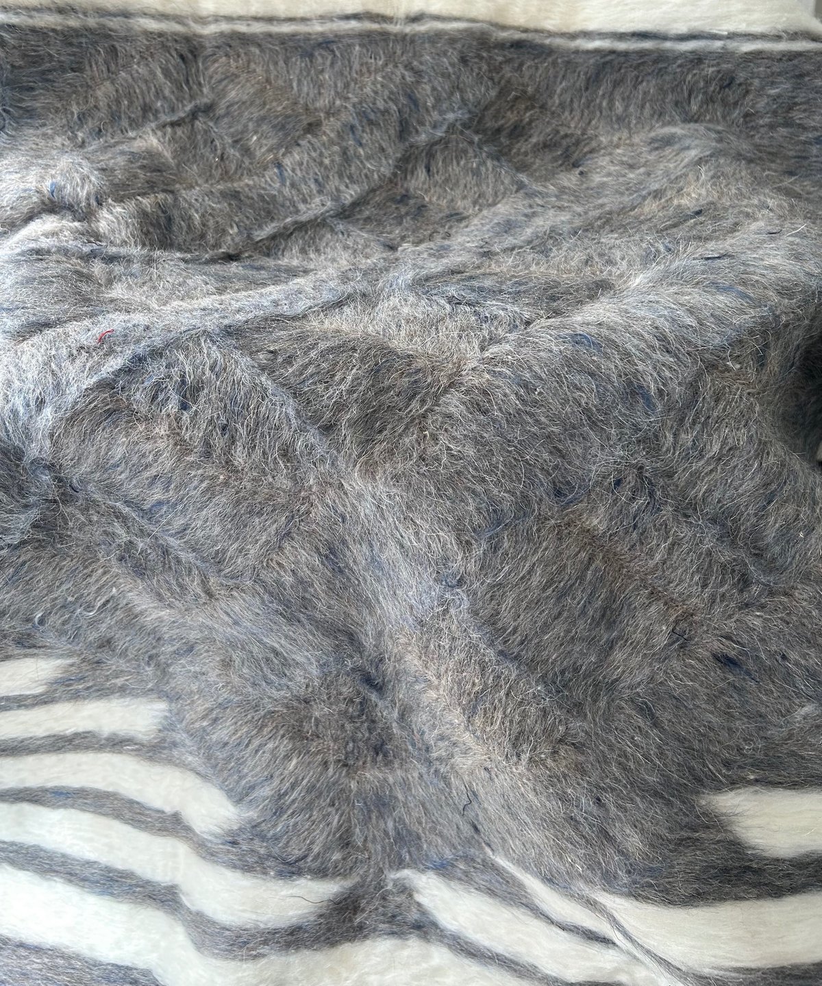 貴重ヴィンテージ未使用！バッターニエトルコ手織りモヘヤラグ