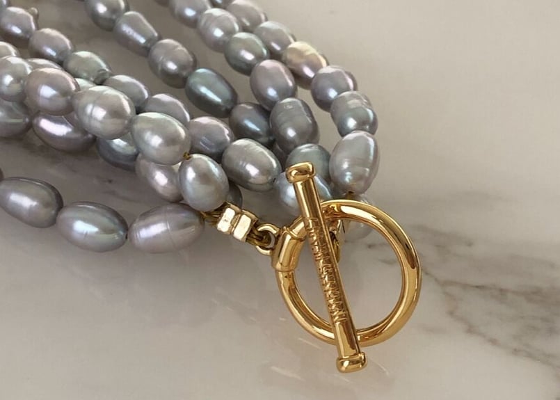 Timeless Pearly】ブラックパール×ゴールドハートモチーフネックレス