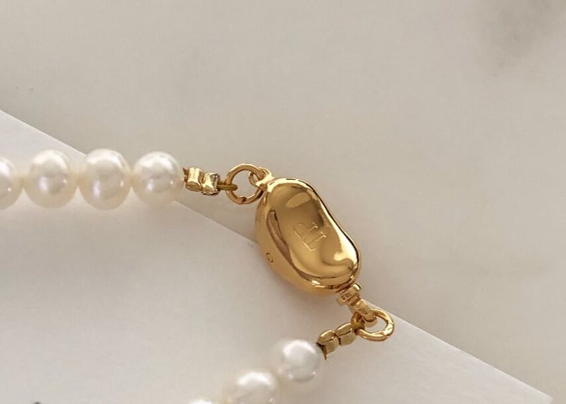 TIMELESS bijou パールネックレス Timeless Pearly】パール×エメラルドカットビジューモチーフネックレス