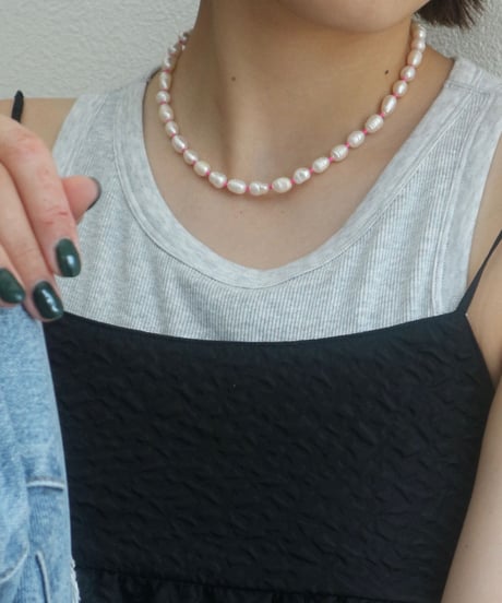 whity cuty / necklace