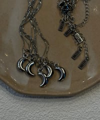 tsuki / necklace