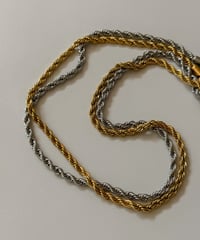 seil / necklace