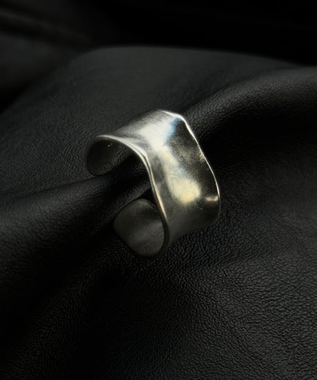 calm / ring