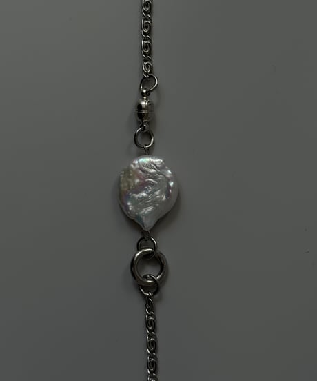 moon / necklace