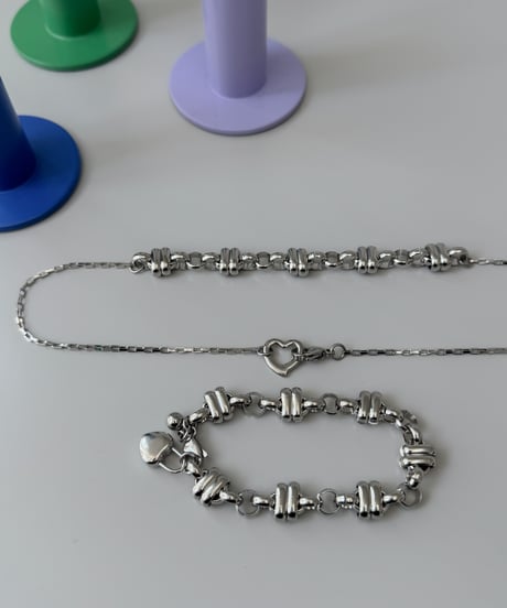 charlie / necklace