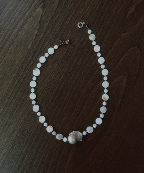 cora / necklace